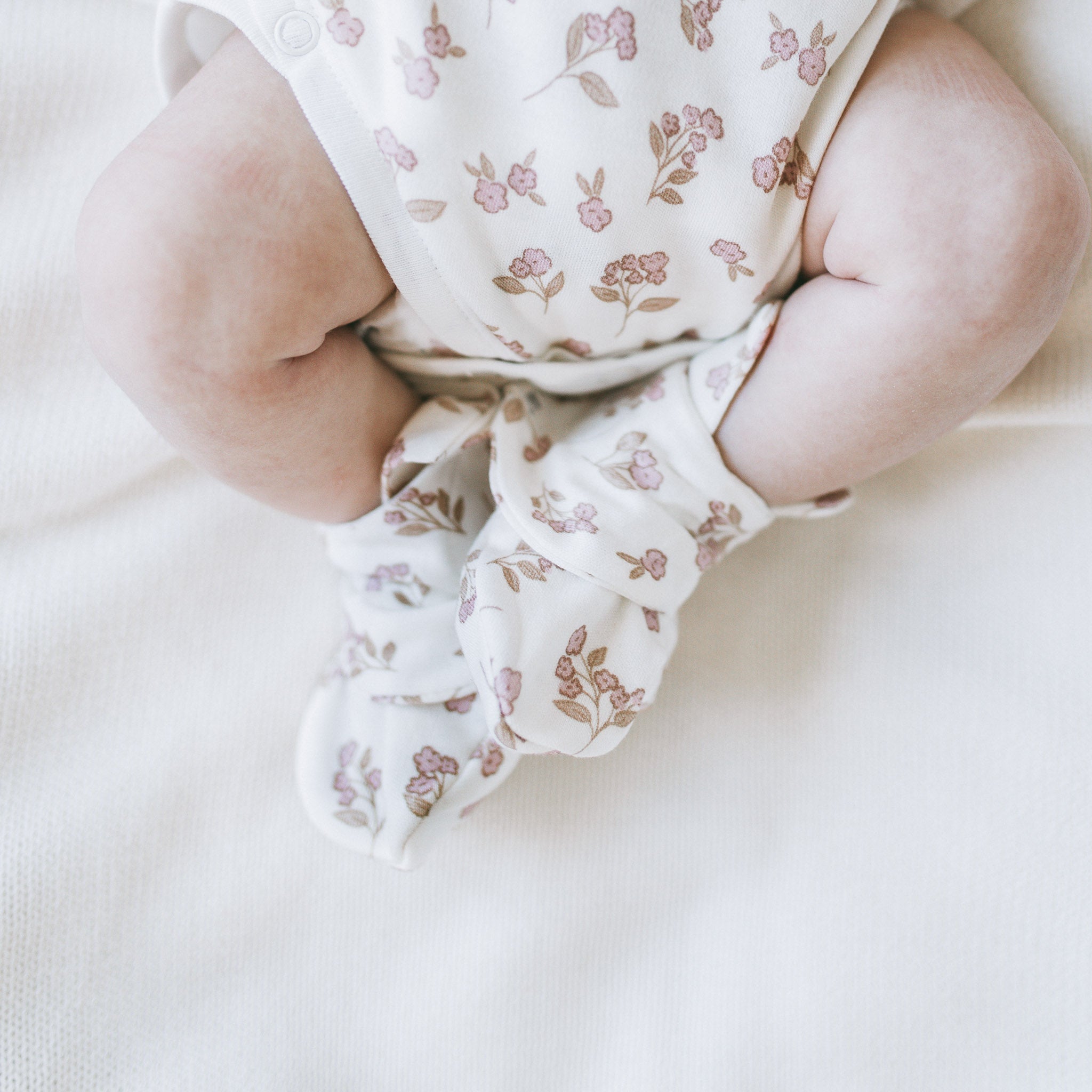 Mitts + Booties -Duskbloom