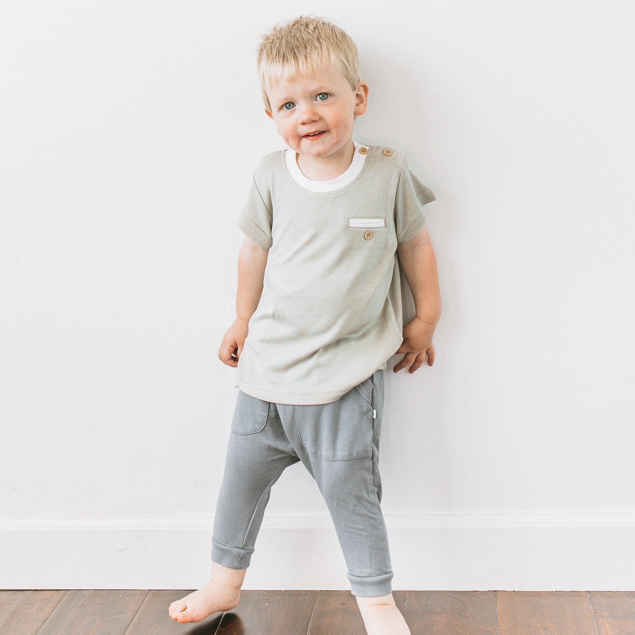 Pocket Tee -Wooly Grey