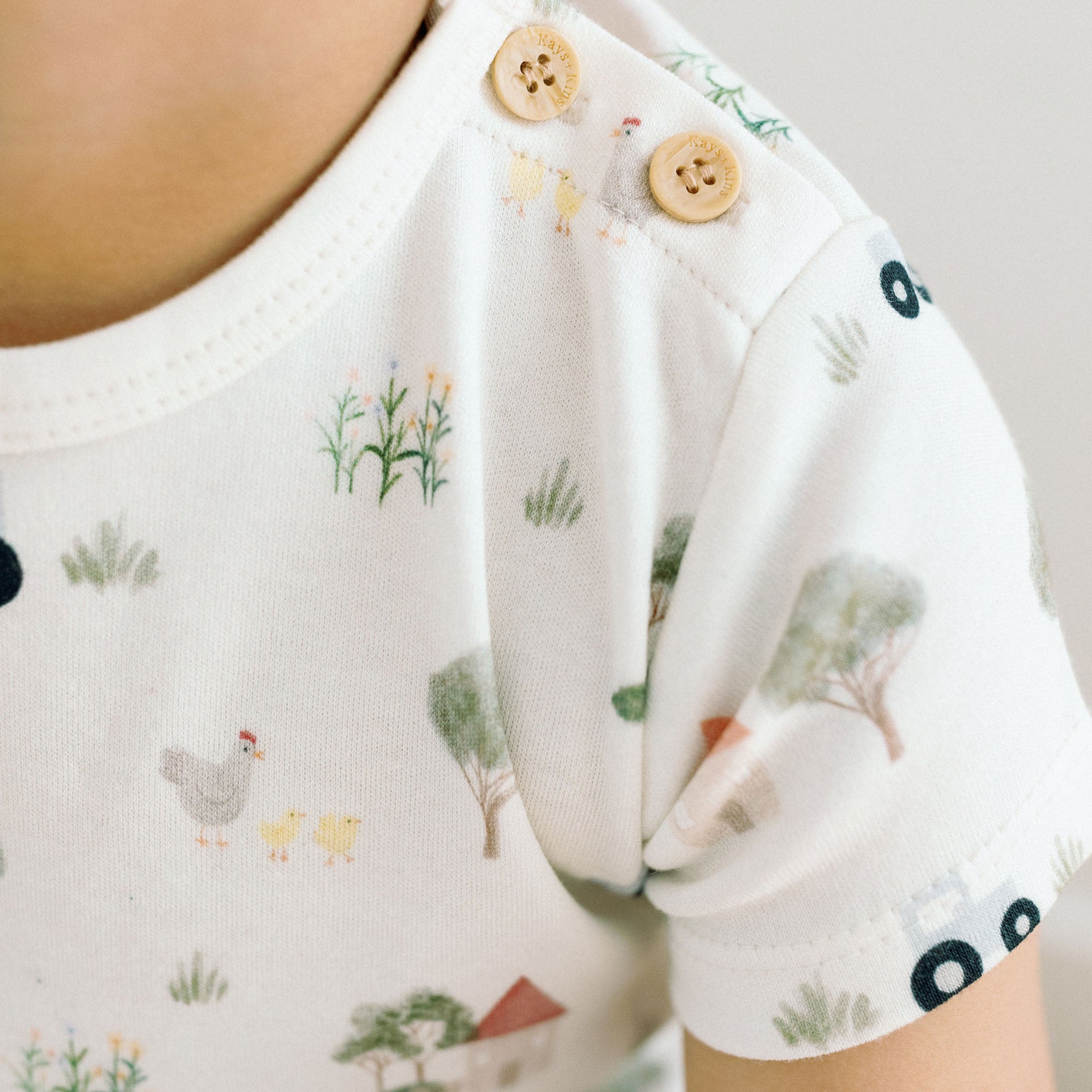 TEE-FARM-1.jpg