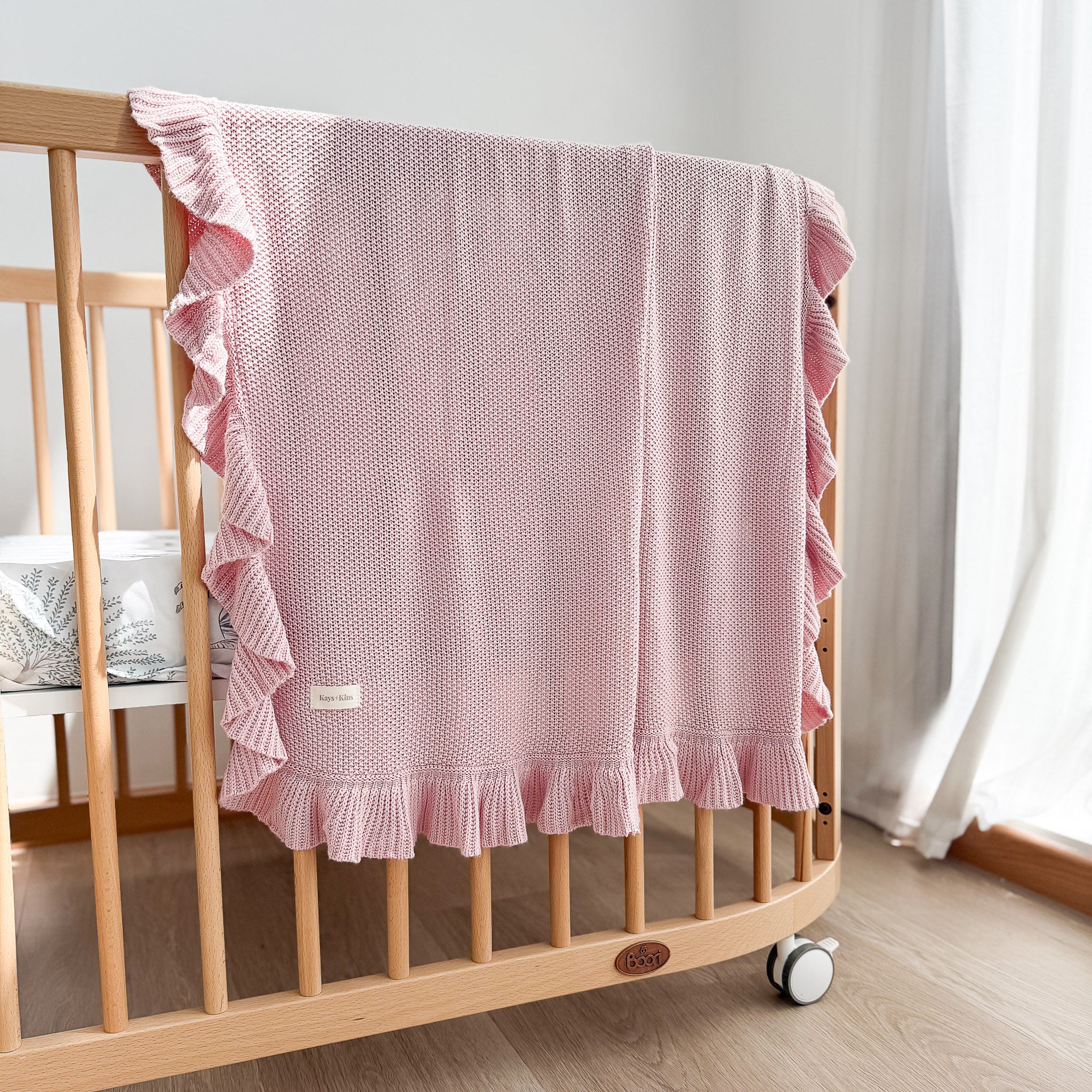 100% Bamboo Frill Blanket - Blush