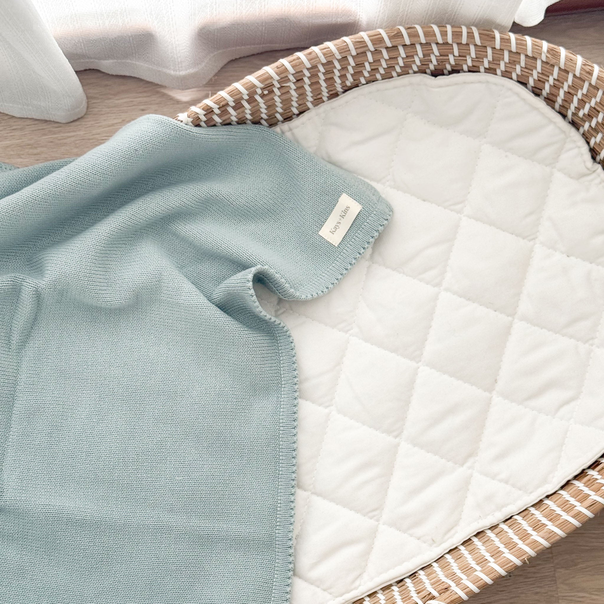 Scalloped Knit Blanket- Stone