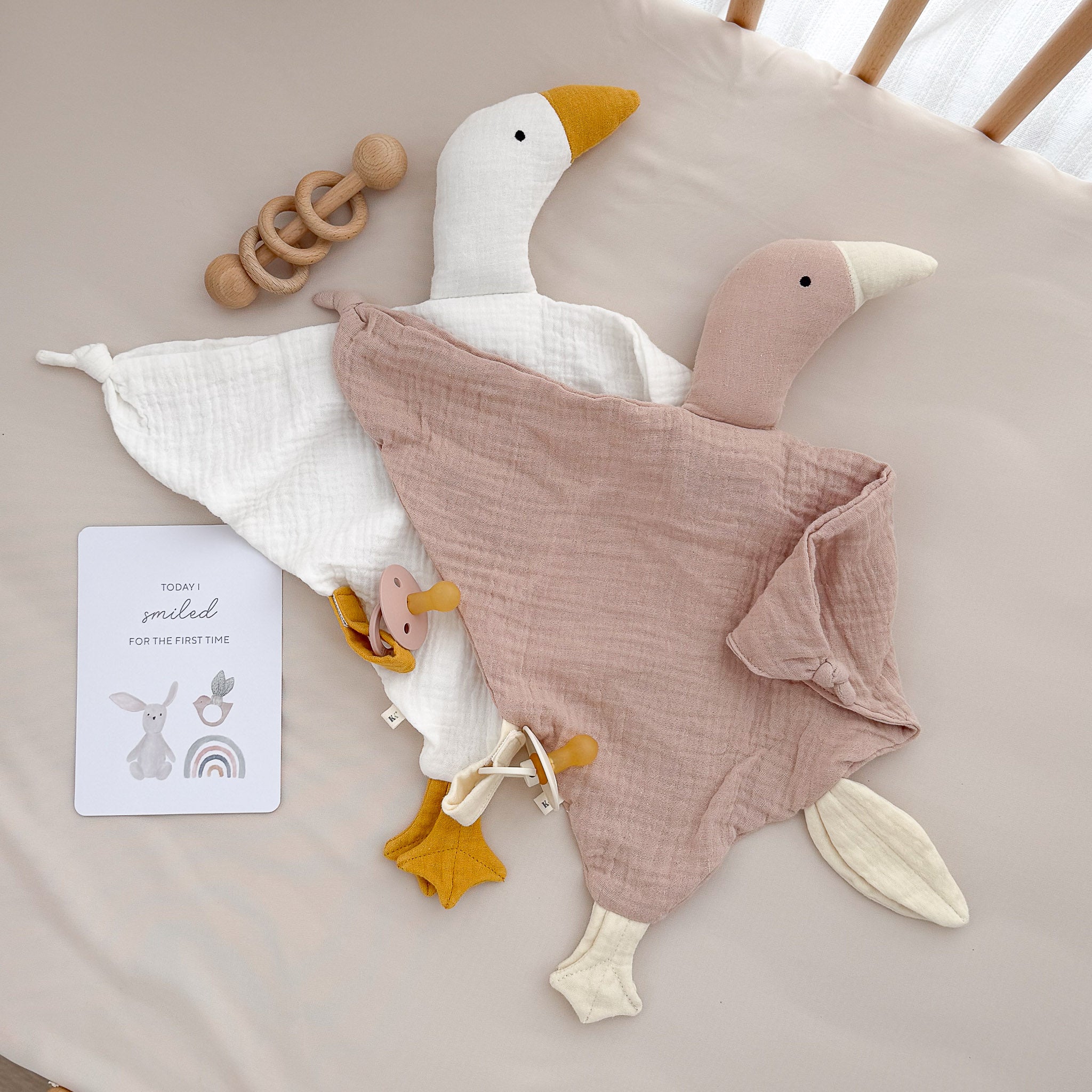 Goose Cuddly Blanket - Earth