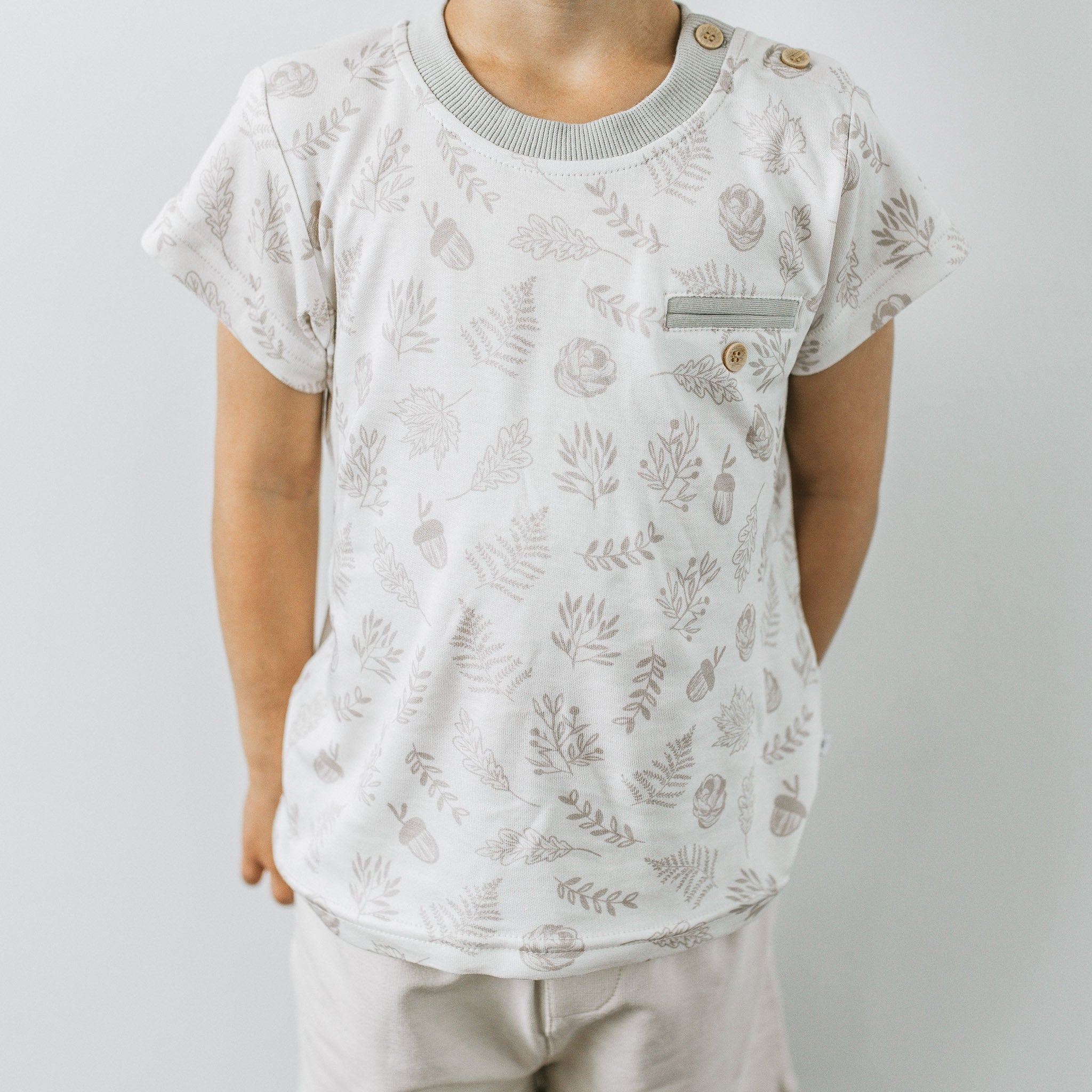 Pocket Tee - Botanical Breeze