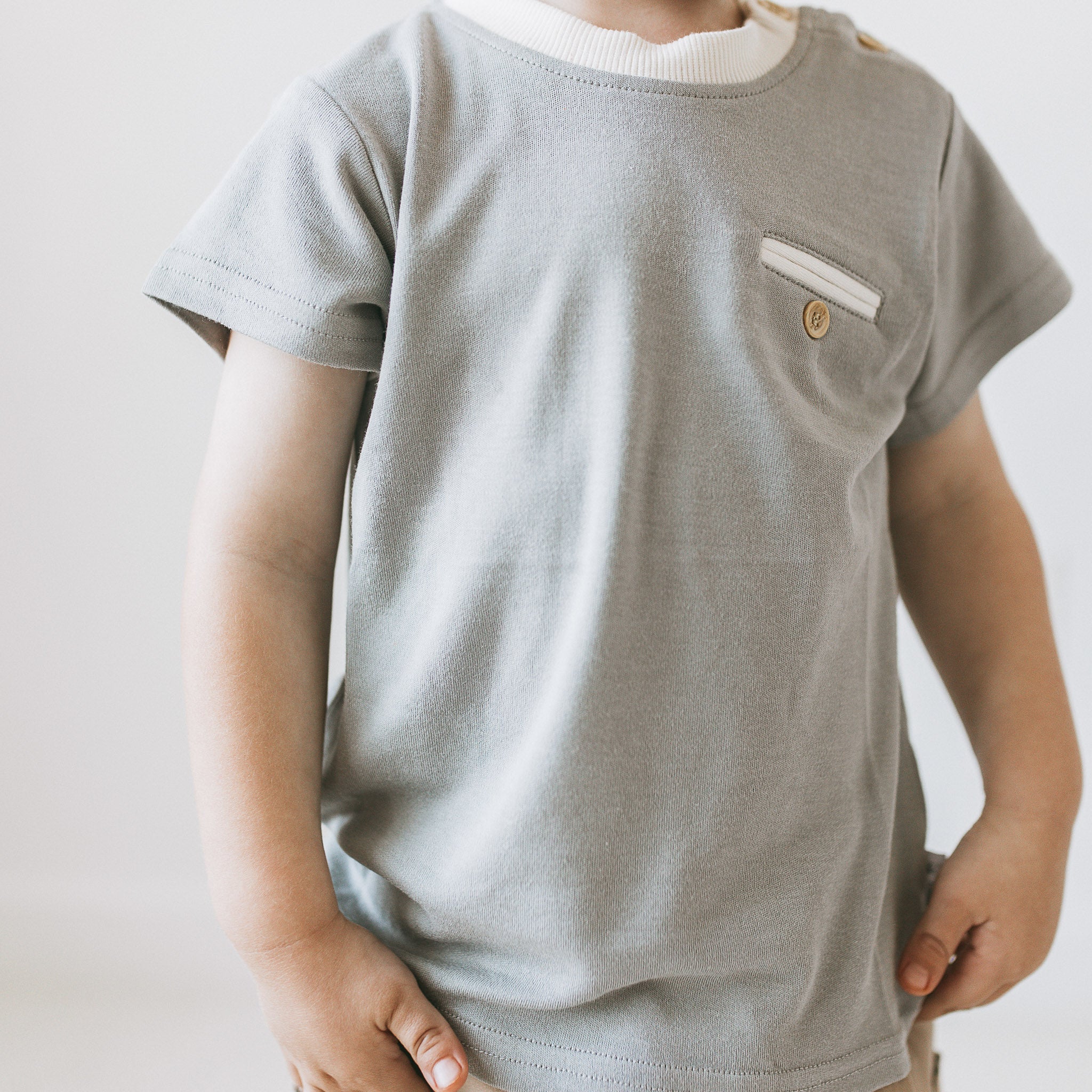 Pocket Tee -Grey Morn