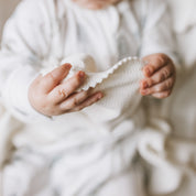 Scalloped Knit Blanket - Ivory