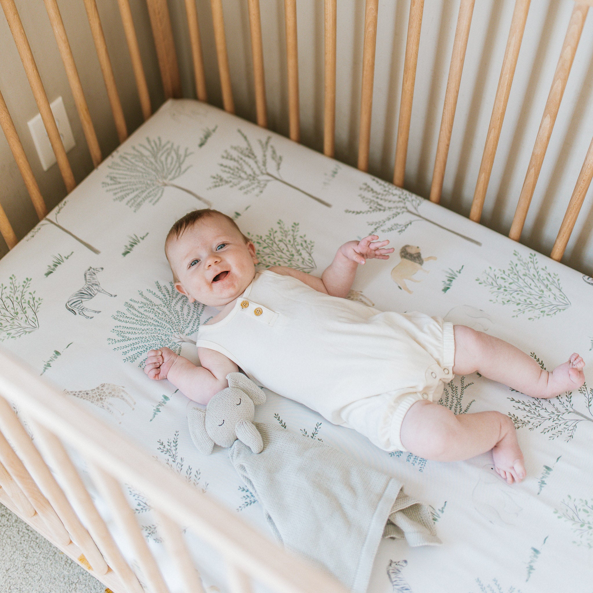 Bamboo Crib Sheet - Safari Wonders