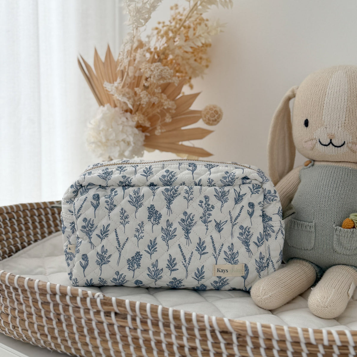 Toiletry Pouch -Lunalle