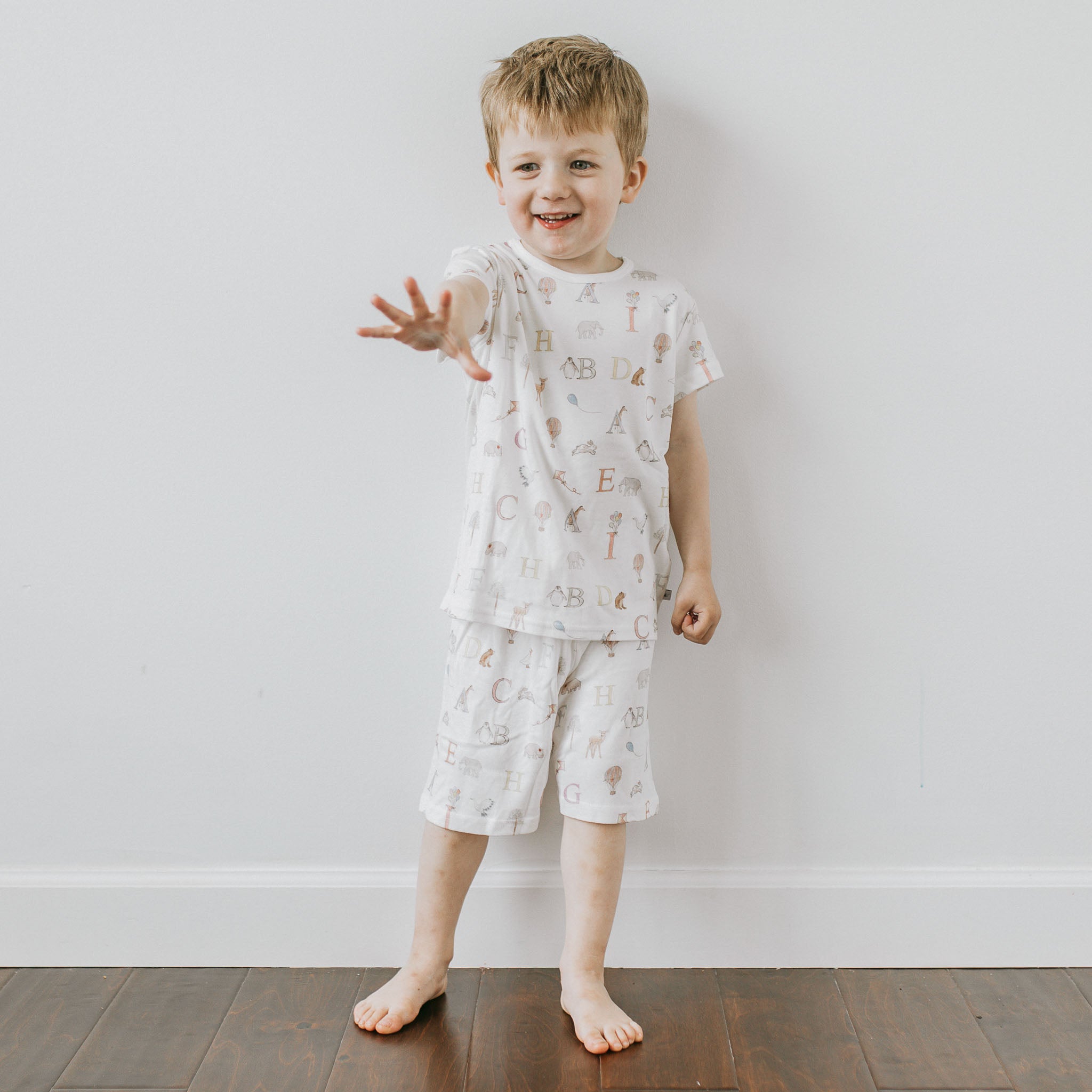 toddler_2455214f-d0d5-44f8-a806-af90f701eca0.jpg